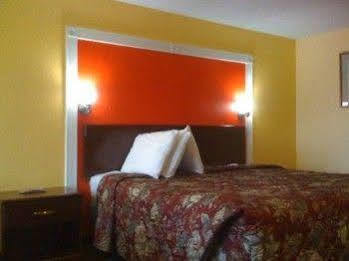 Budgetel Inn & Suites Columbus Esterno foto